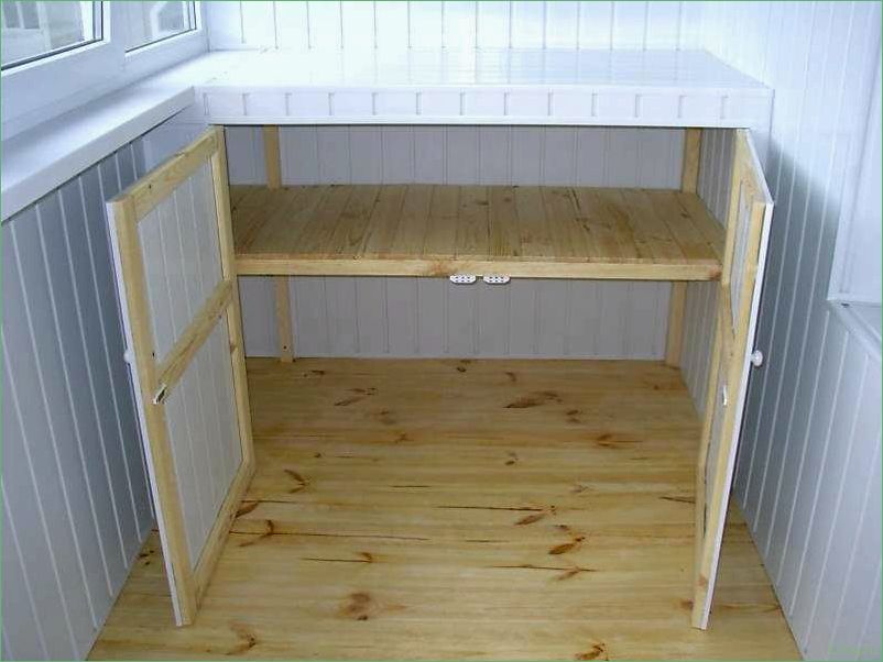 Шкаф на балкон или лоджию своими руками: полезные советы и идеи