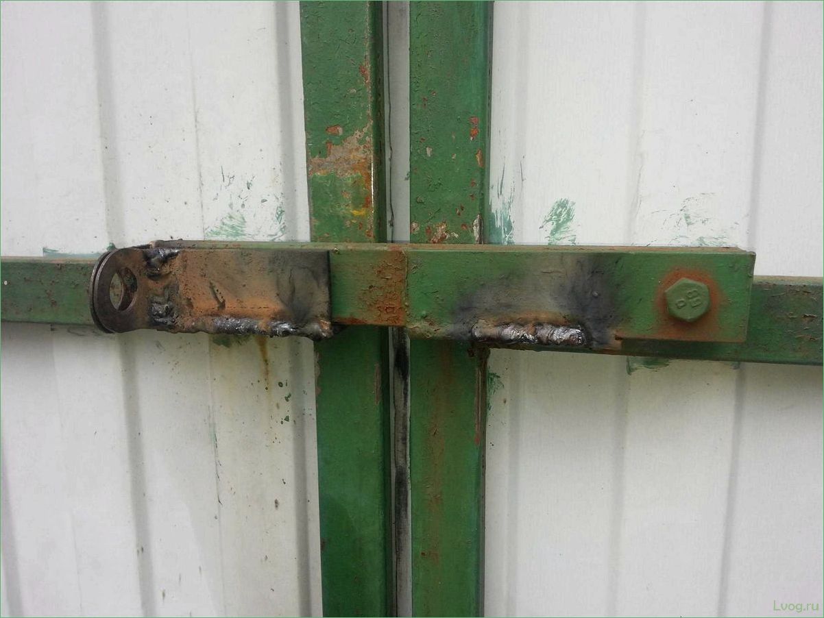 Особенности засовов для распашных ворот: выбор, установка, ремонт